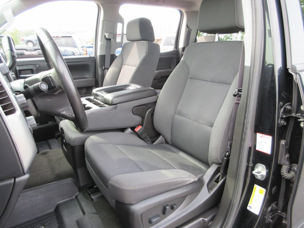 Used 2017 Chevrolet Silverado 1500 LT w/ All Star Edition AWD/4WD image 17