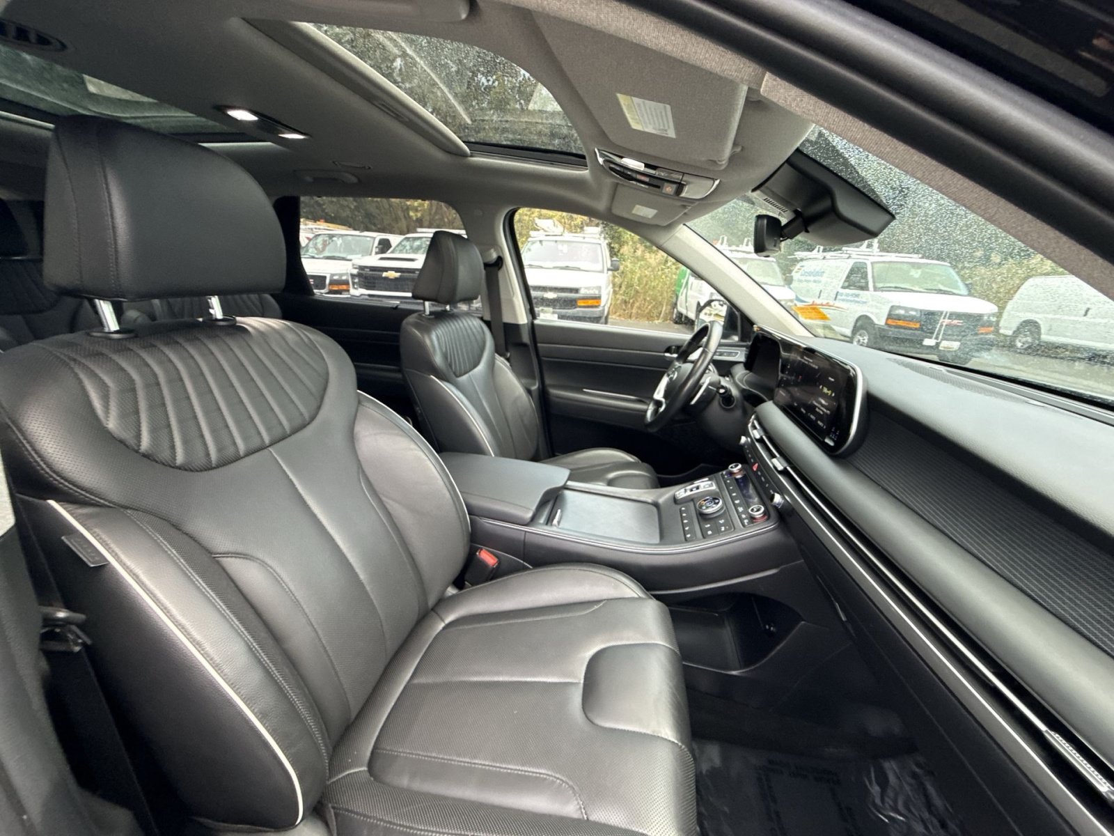 Used 2023 Hyundai Palisade Limited AWD/4WD image 29