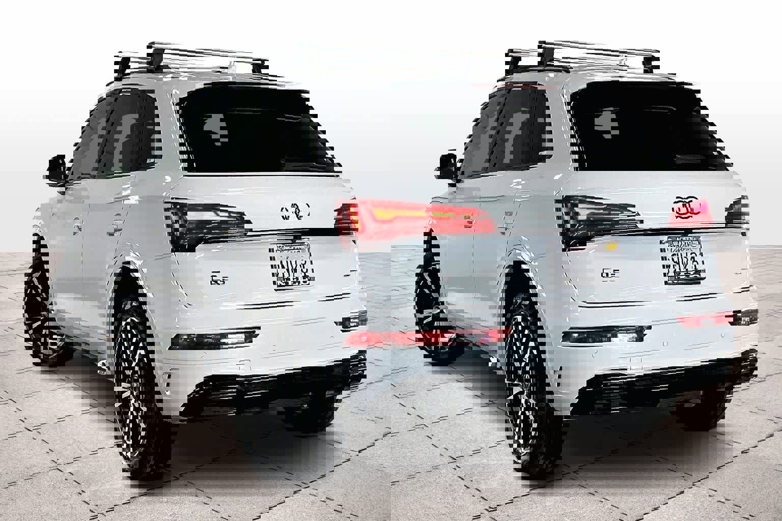 Certified 2025 Audi Q5 2.0T Premium Plus image 15