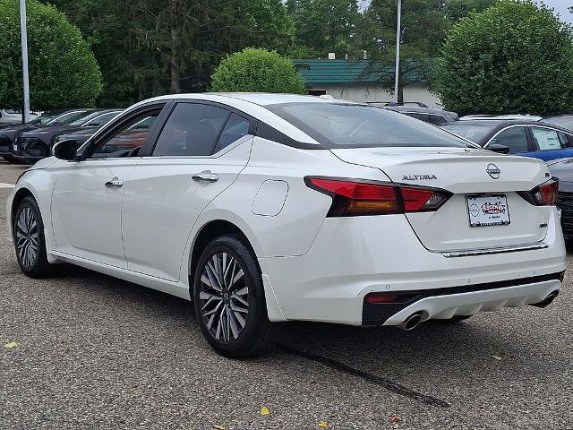 Certified 2023 Nissan Altima 2.5 SV w/ SV Premium Package AWD/4WD image 6