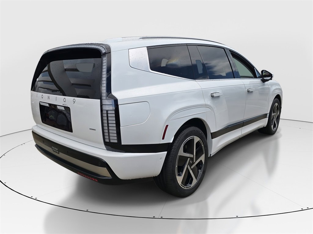 New 2026 Hyundai Ioniq 9 Calligraphy image 3