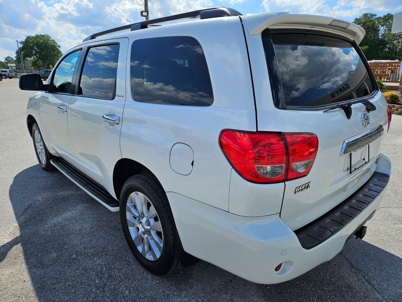 Used 2017 Toyota Sequoia Platinum RWD image 4