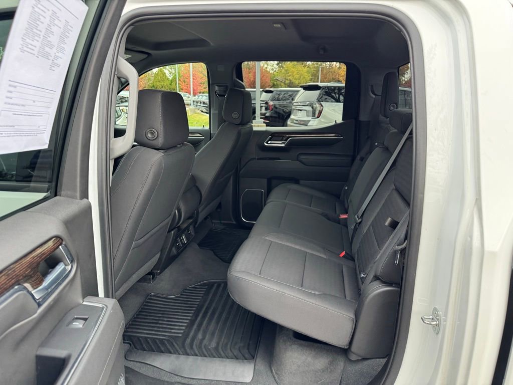 Used 2022 GMC Sierra 1500 Elevation image 18