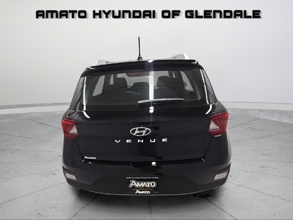 New 2026 Hyundai Venue SEL FWD image 5