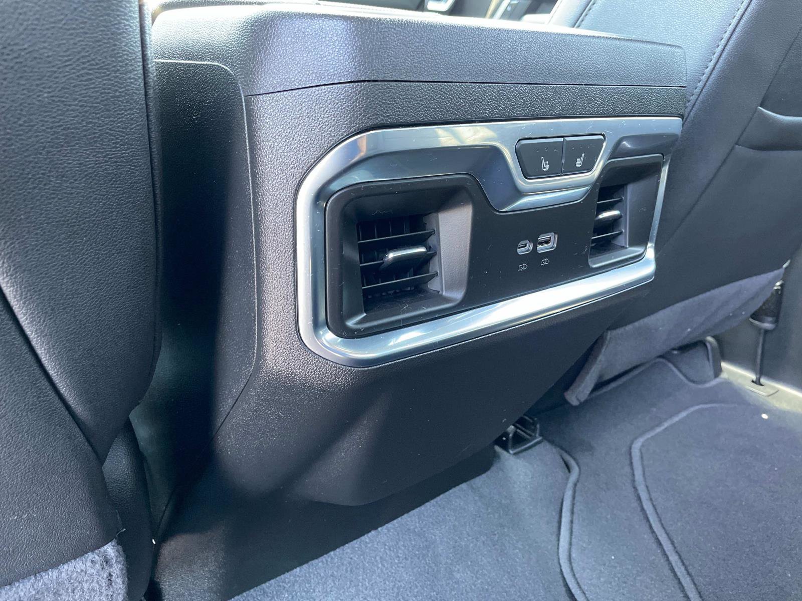 Used 2025 GMC Sierra 2500 SLT w/ SLT Premium Package image 27