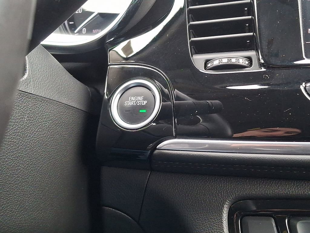 Used 2022 Buick Encore Preferred w/ Safety Package image 22