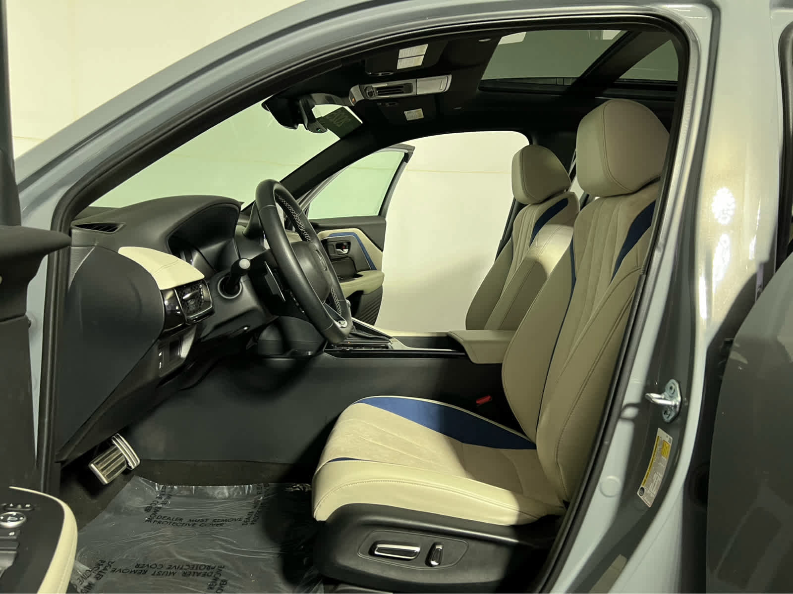 Used 2025 Acura ADX A-Spec image 21