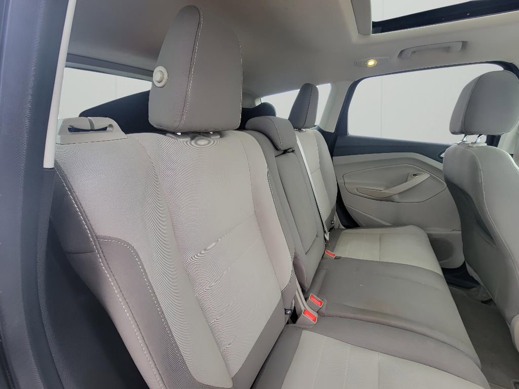 Used 2016 Ford Escape SE w/ Equipment Group 201A image 32