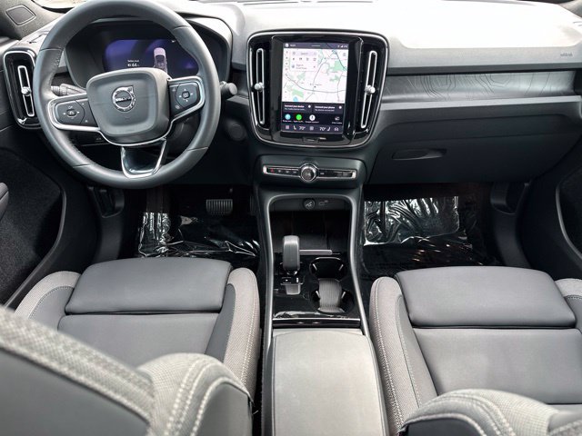 Certified 2023 Volvo C40 Recharge Core AWD/4WD image 15