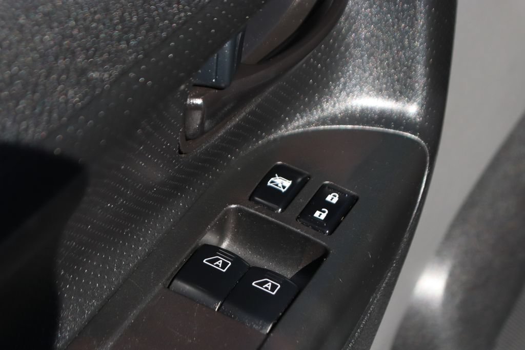Used 2018 Nissan NV200 SV w/ Navigation Package FWD image 18