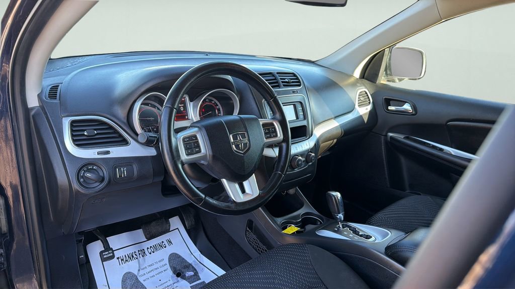 Used 2020 Dodge Journey SE w/ SE Popular Equipment Group image 22