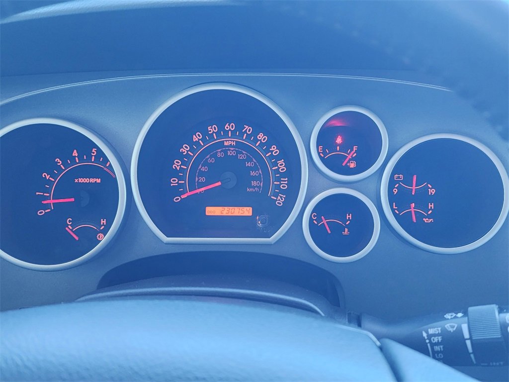 Used 2016 Toyota Sequoia SR5 image 21