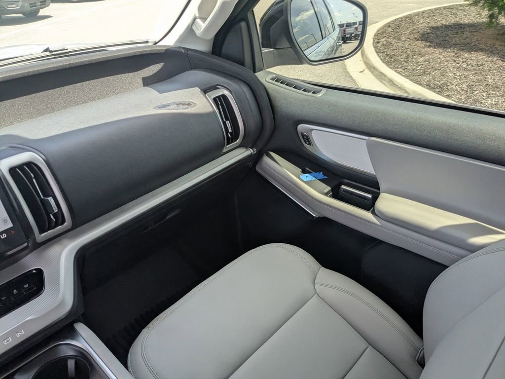 New 2026 Ford Expedition Active RWD image 19