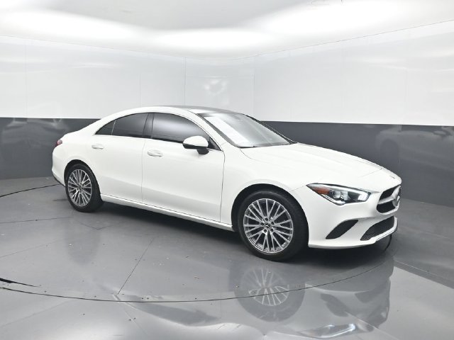 Used 2022 Mercedes-Benz CLA 250 4MATIC image 30