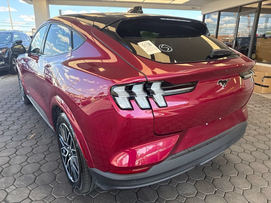 Certified 2025 Ford Mustang Mach-E Premium AWD/4WD image 8