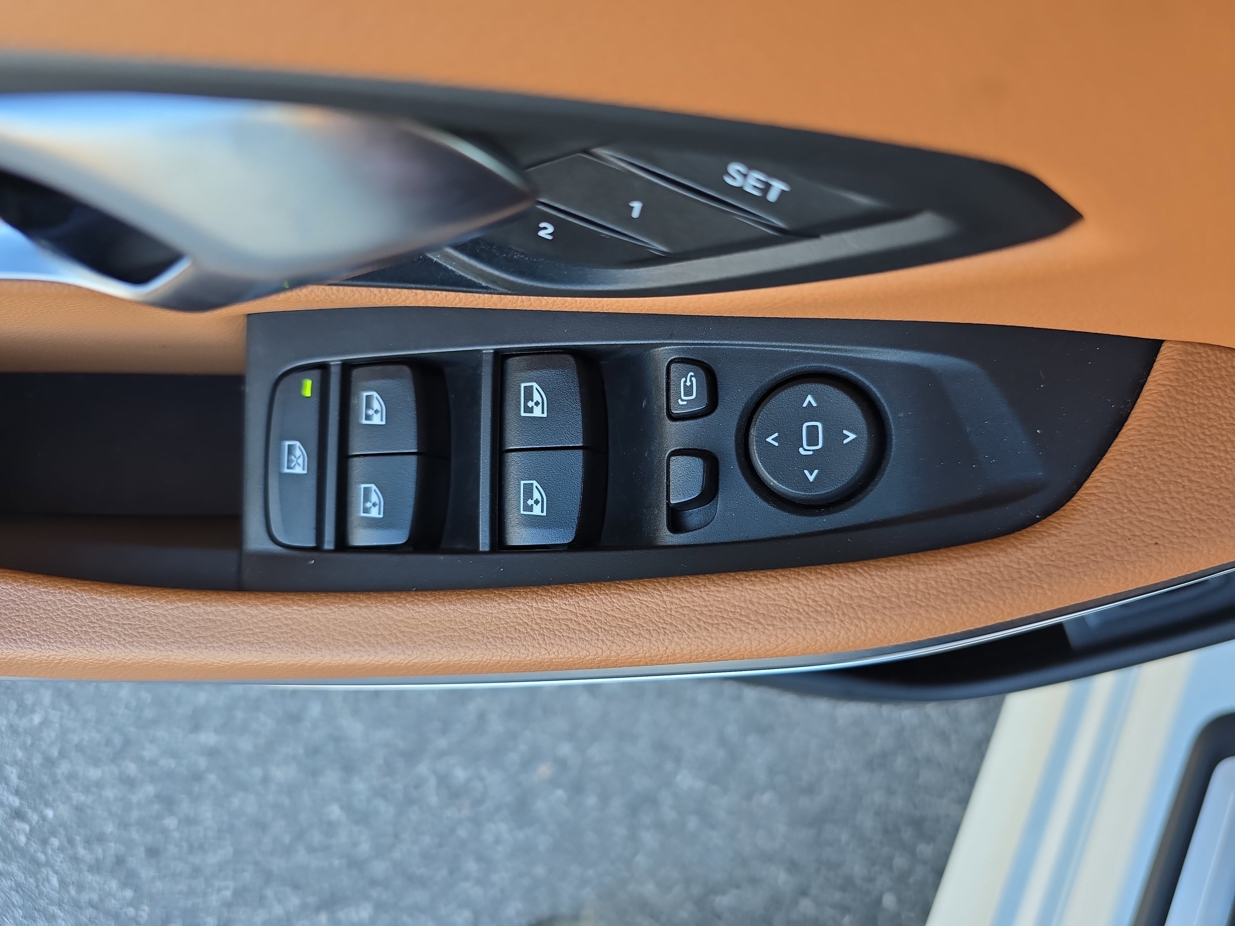 Used 2023 BMW 330i xDrive Sedan w/ Premium Package image 27