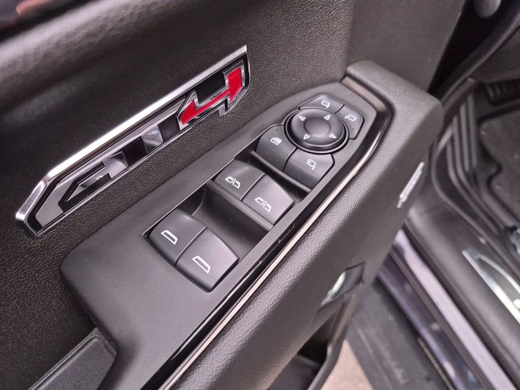 Used 2022 GMC Sierra 1500 AT4 w/ AT4 Premium Package AWD/4WD image 18