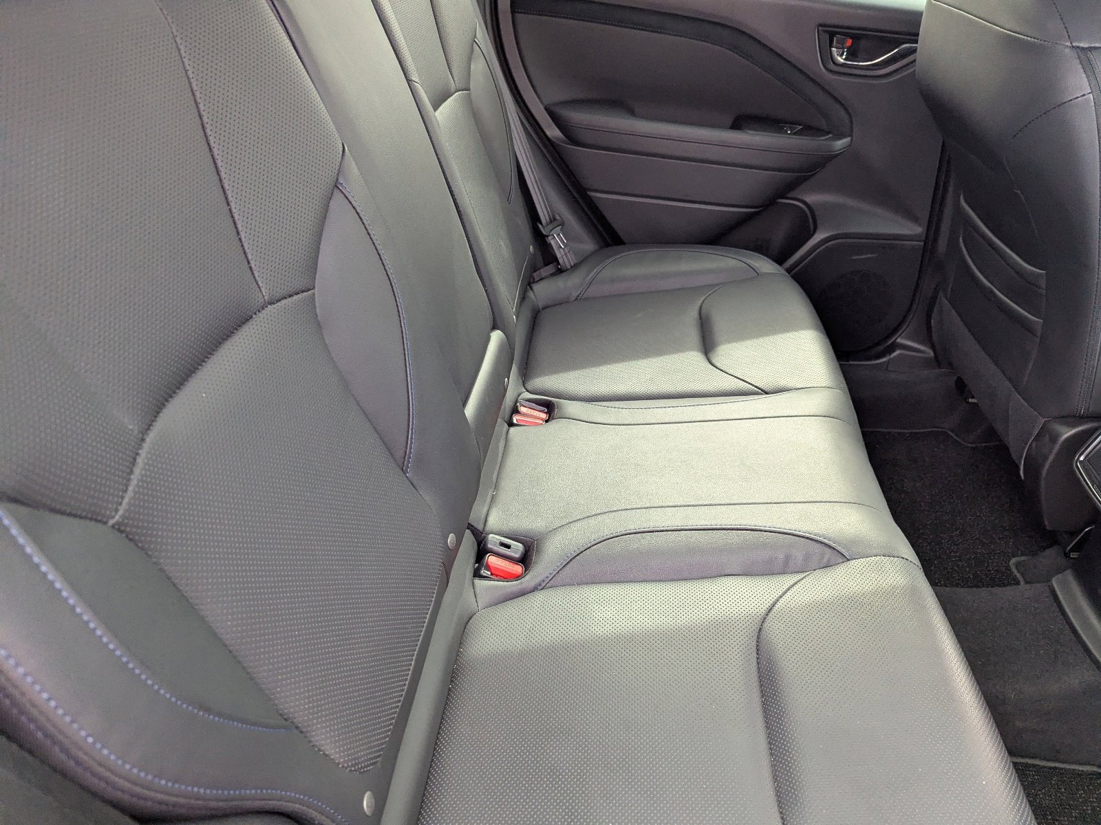 Certified 2025 Subaru Forester Limited image 13