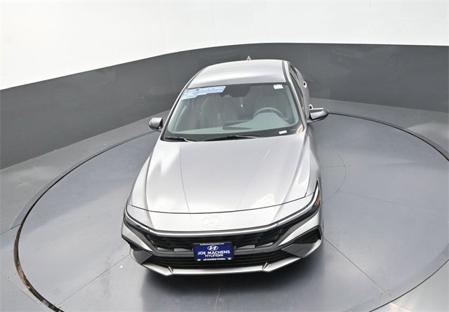 New 2025 Hyundai Elantra SEL image 23