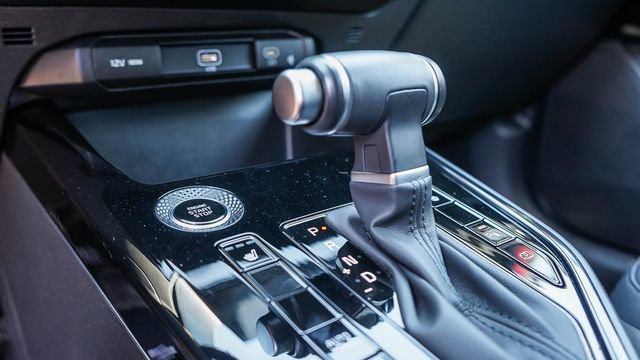 Certified 2025 Kia Niro EX FWD image 20