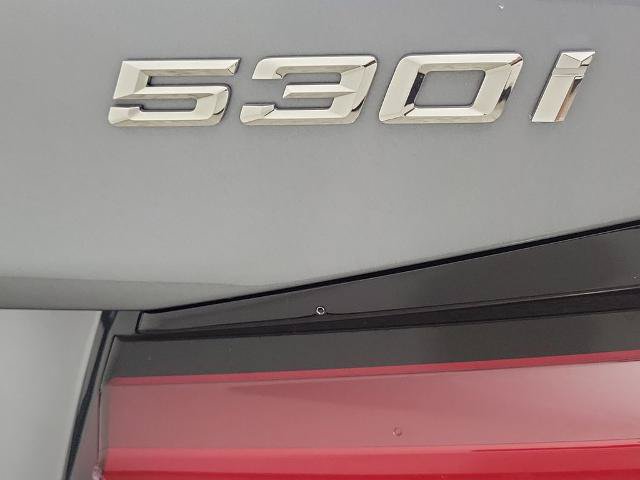 Used 2021 BMW 530i w/ Premium Package RWD image 7