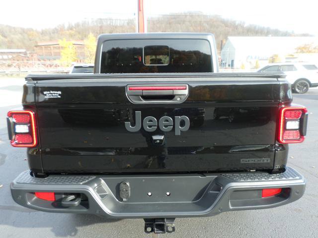 Used 2021 Jeep Gladiator Sport image 5