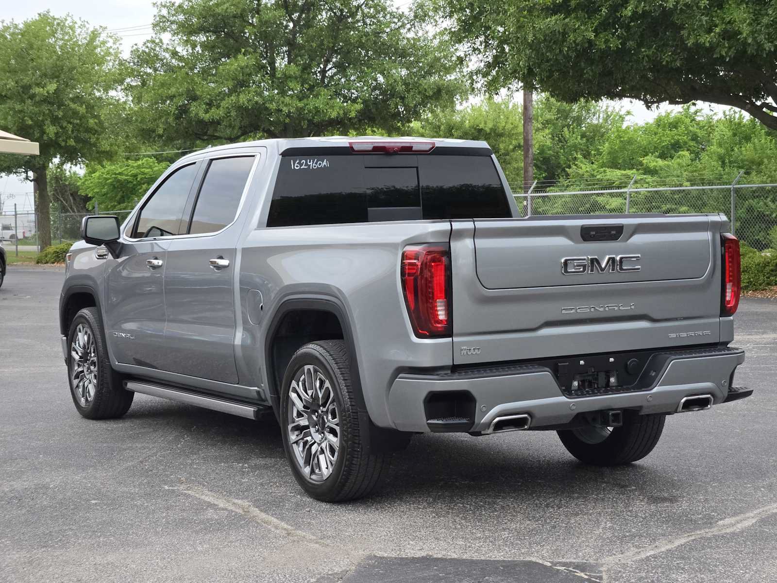 Used 2025 GMC Sierra 1500 Denali Ultimate AWD/4WD image 6