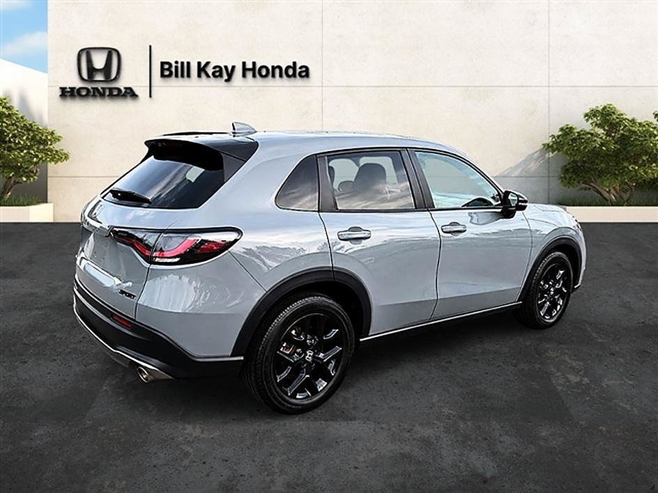 Used 2024 Honda HR-V Sport image 3