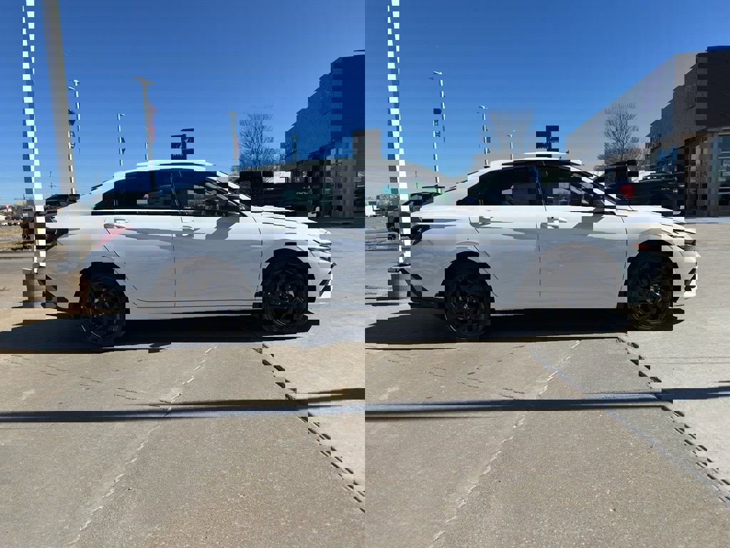 New 2026 Hyundai Elantra Sport image 7