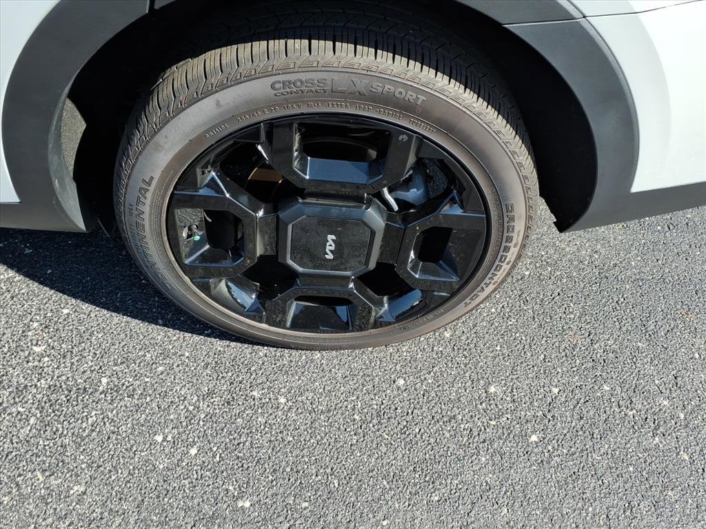 Used 2024 Kia Sorento SX image 9