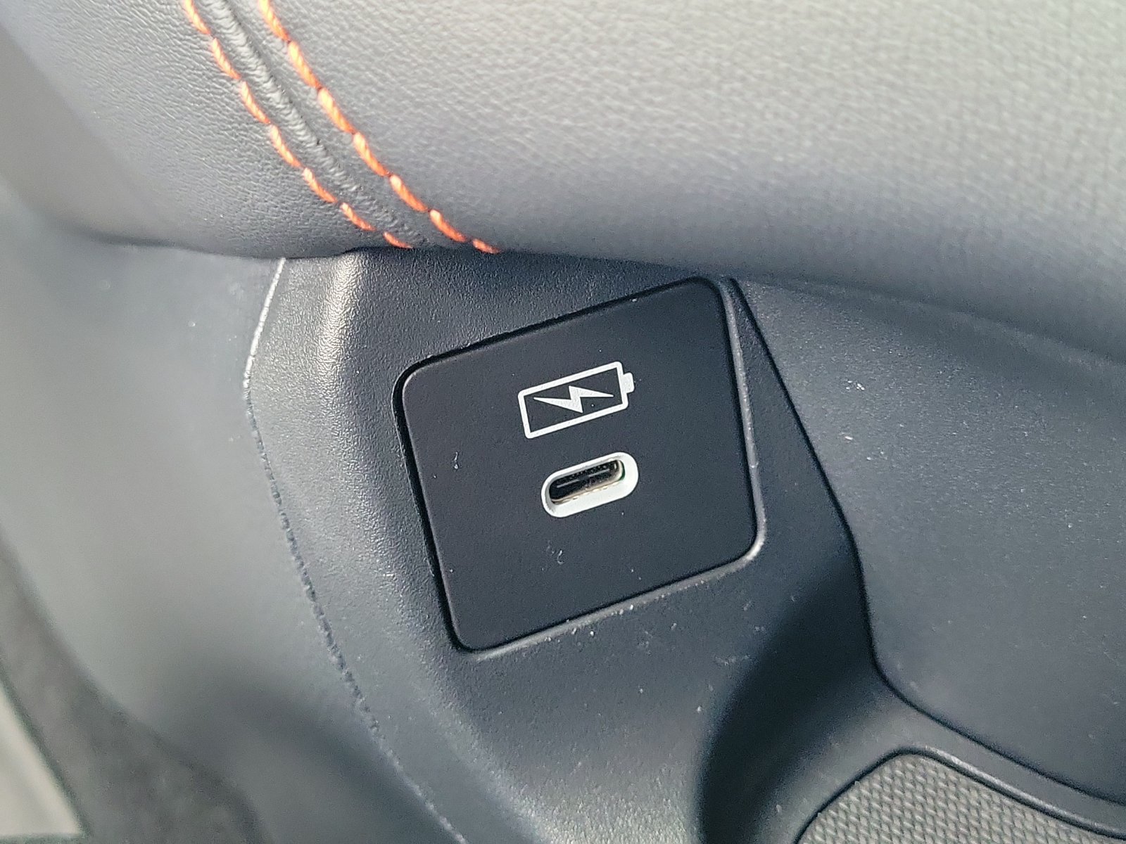 Used 2025 Honda HR-V Sport image 27