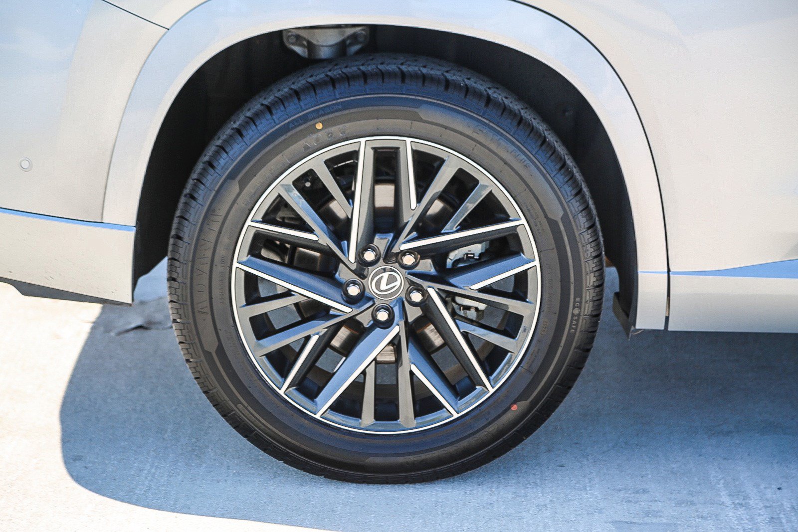 Used 2024 Lexus TX 350 AWD w/ Technology Package image 11