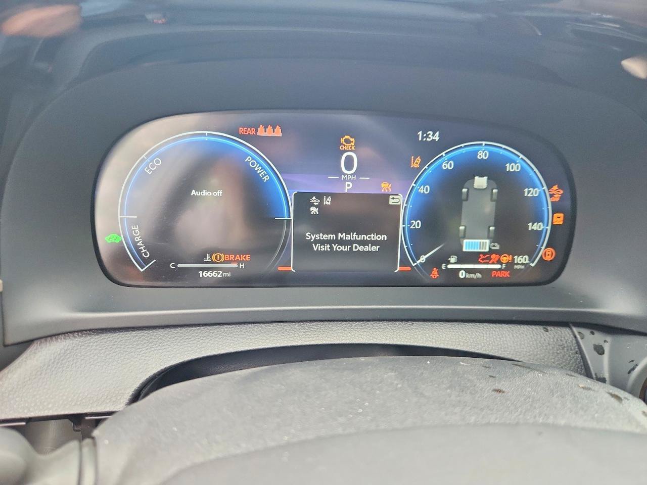 Used 2025 Toyota Crown Signia AWD/4WD image 8