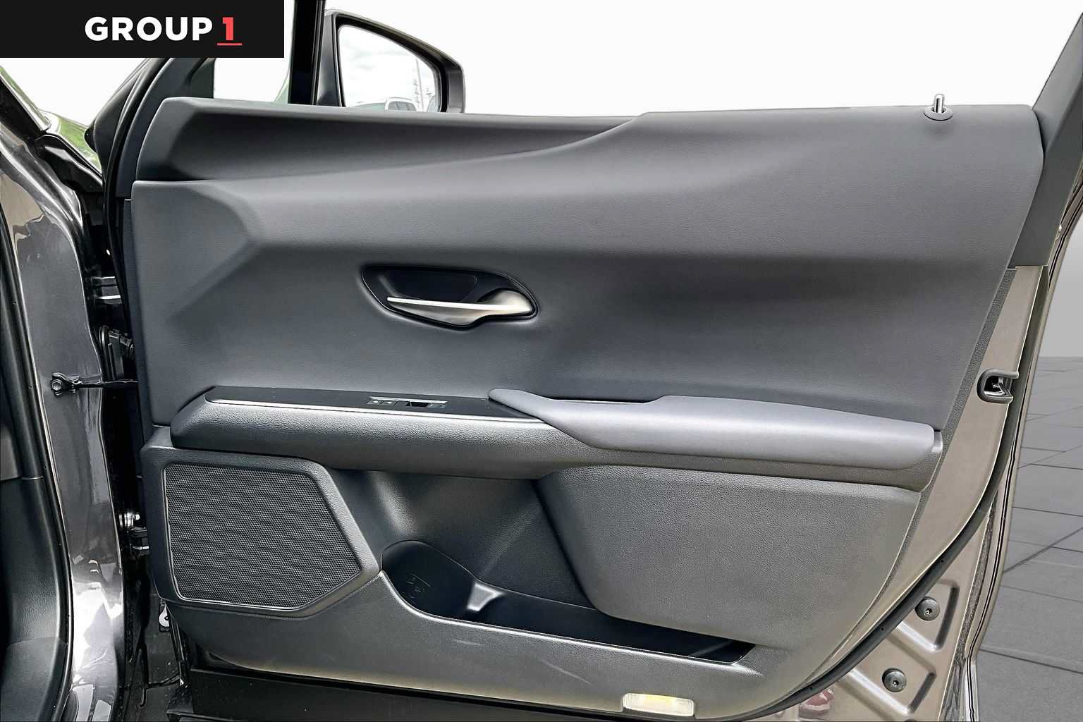Certified 2025 Lexus UX 300h FWD w/ Accessory Package (Z1) image 20