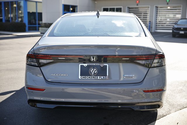 Used 2025 Honda Accord Touring image 7