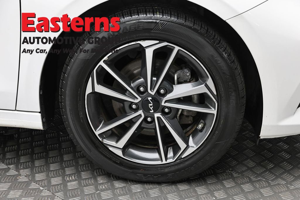 Used 2024 Kia Forte LXS image 31