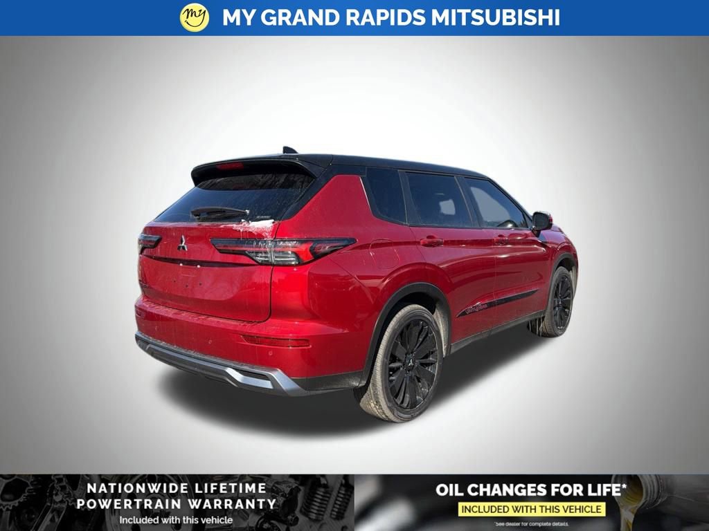 New 2025 Mitsubishi Outlander SE image 6