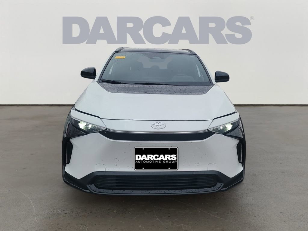 Used 2025 Toyota bZ4X AWD w/ Weather Package image 2