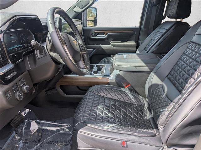 Used 2024 Chevrolet Silverado 3500 High Country w/ High Country Premium Package image 11