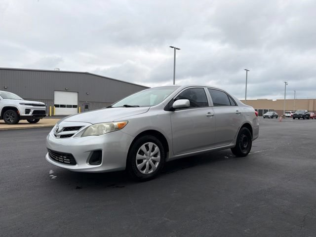 Used 2012 Toyota Corolla L FWD image 3