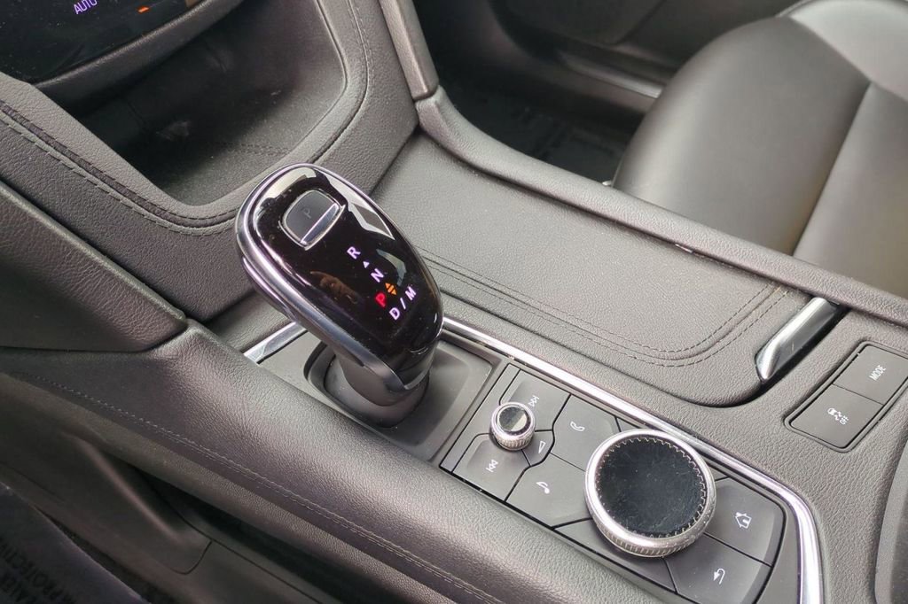 Certified 2023 Cadillac XT5 Luxury image 11