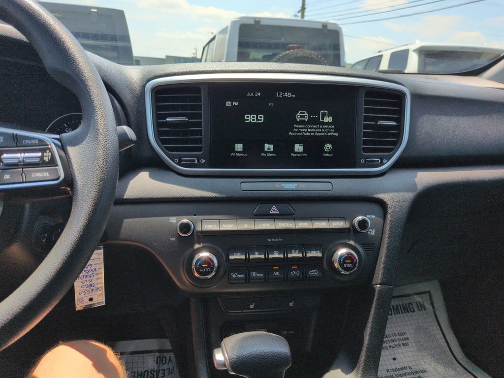 Used 2020 Kia Sportage LX w/ LX Popular Package AWD/4WD image 17