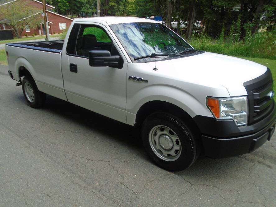 Used 2014 Ford F150 XL w/ Trailer Tow Package RWD image 3