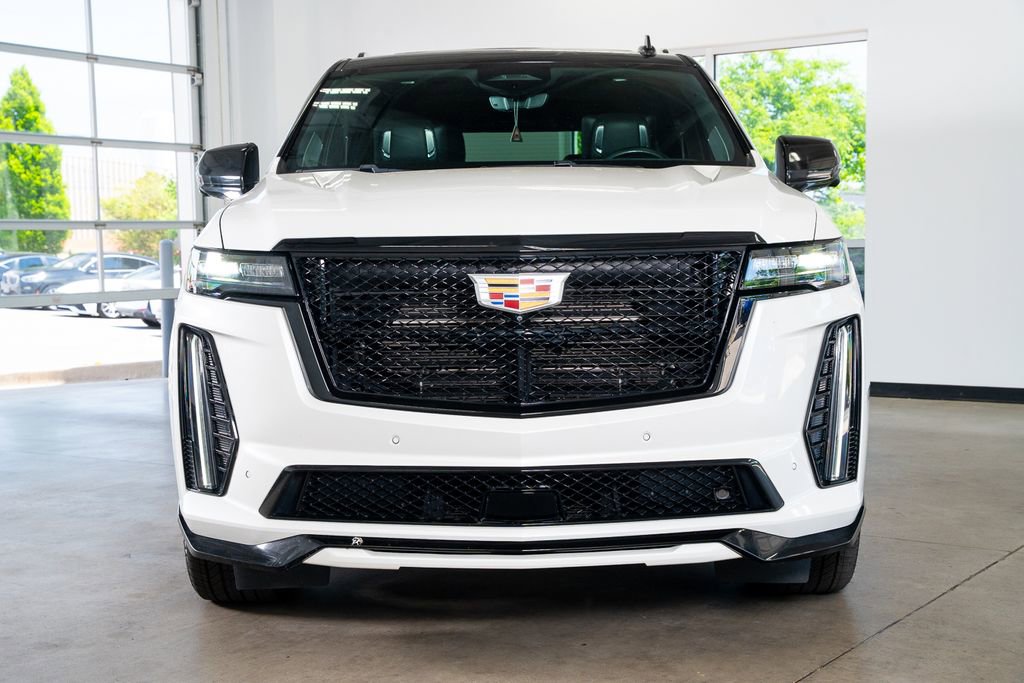 Used 2023 Cadillac Escalade V AWD/4WD image 4