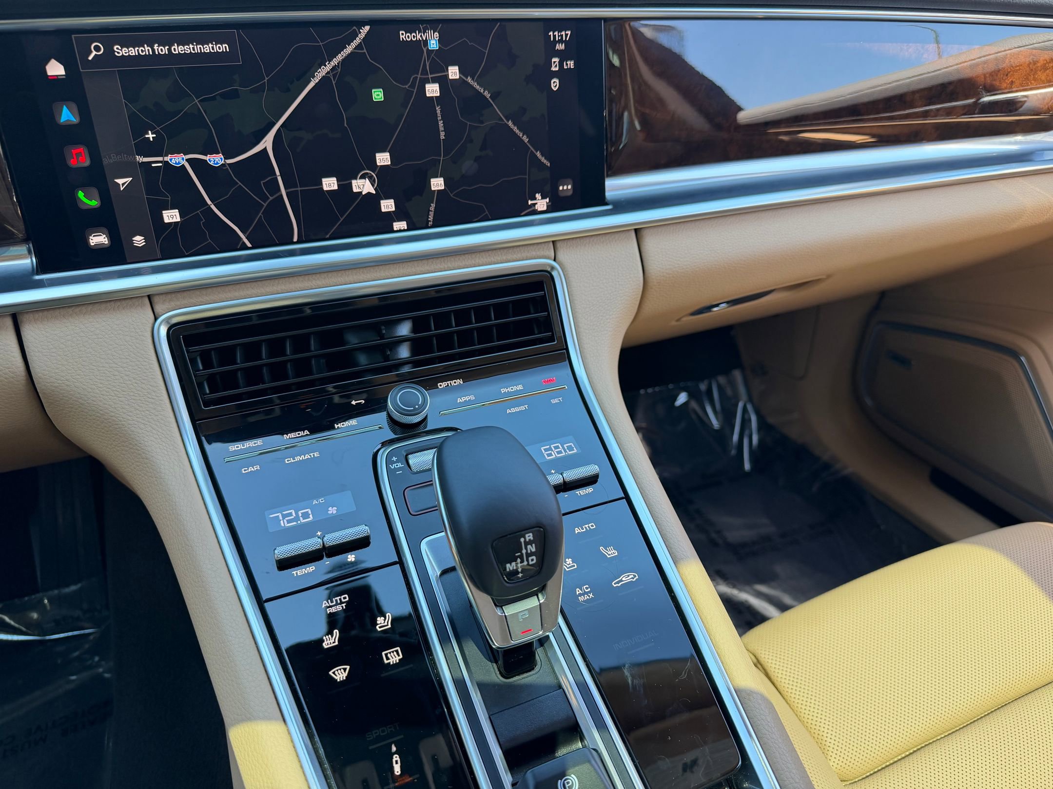 Certified 2023 Porsche Panamera 4 Platinum Edition AWD/4WD image 25