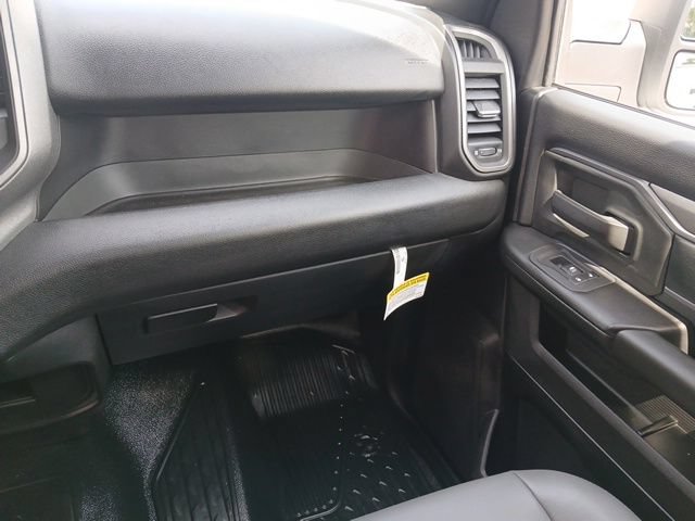 New 2026 RAM 3500 Tradesman w/ Chrome Appearance Group AWD/4WD image 20