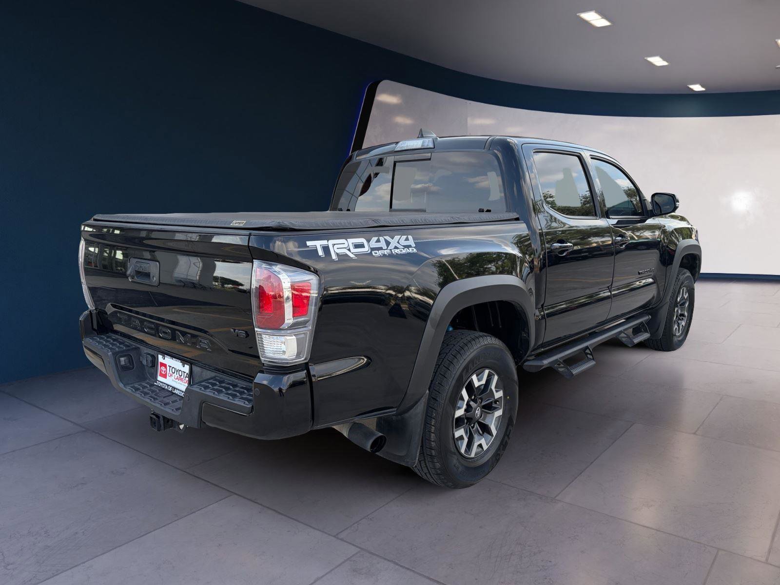 Used 2023 Toyota Tacoma TRD Off-Road w/ Technology Package image 5