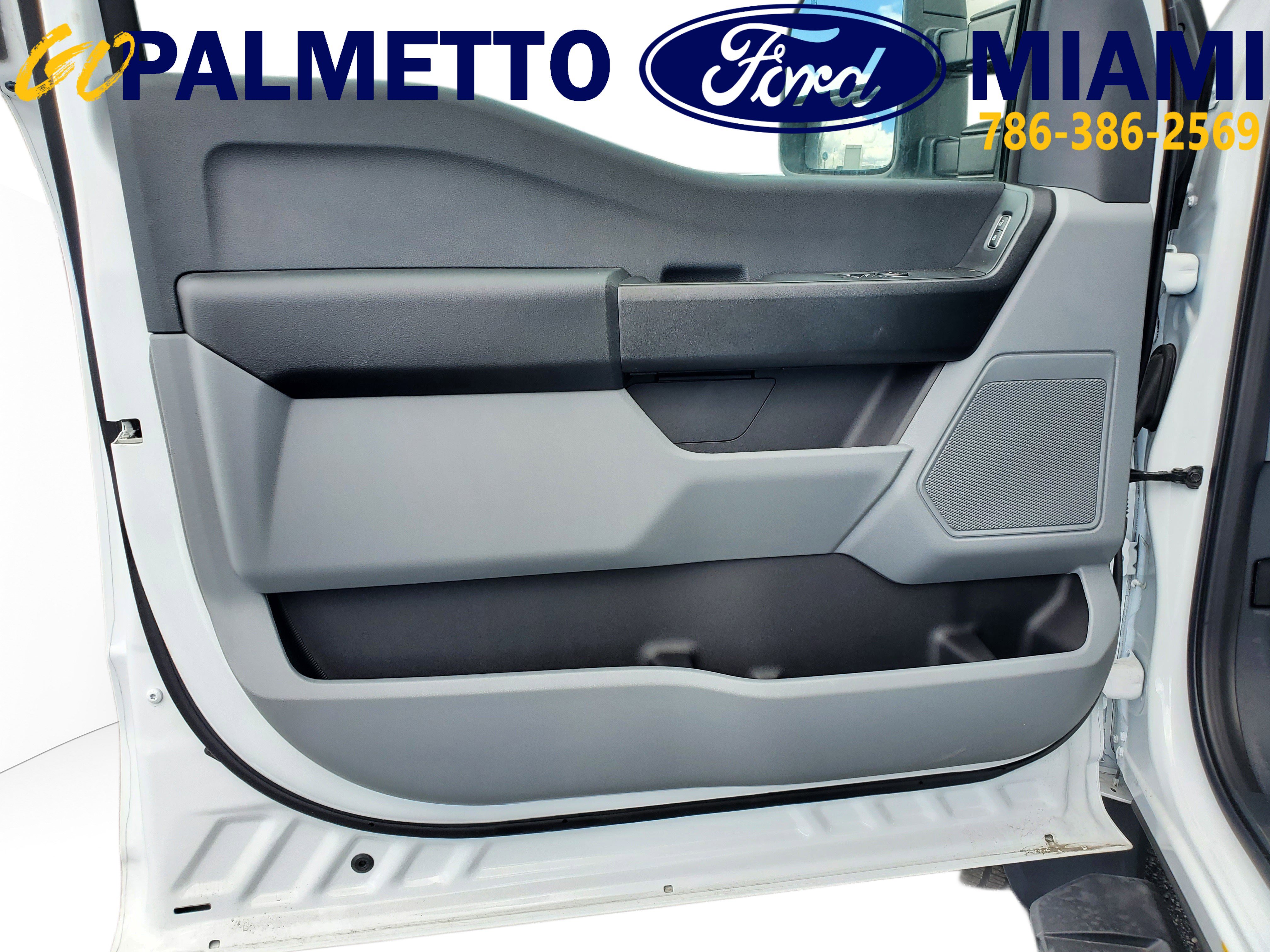 New 2024 Ford F350 XL w/ XL Chrome Package AWD/4WD image 9