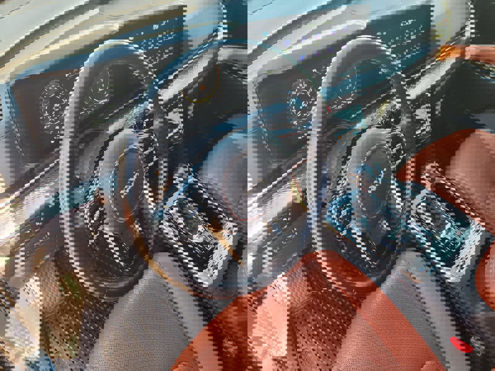 Certified 2024 Kia Carnival SX Prestige image 2