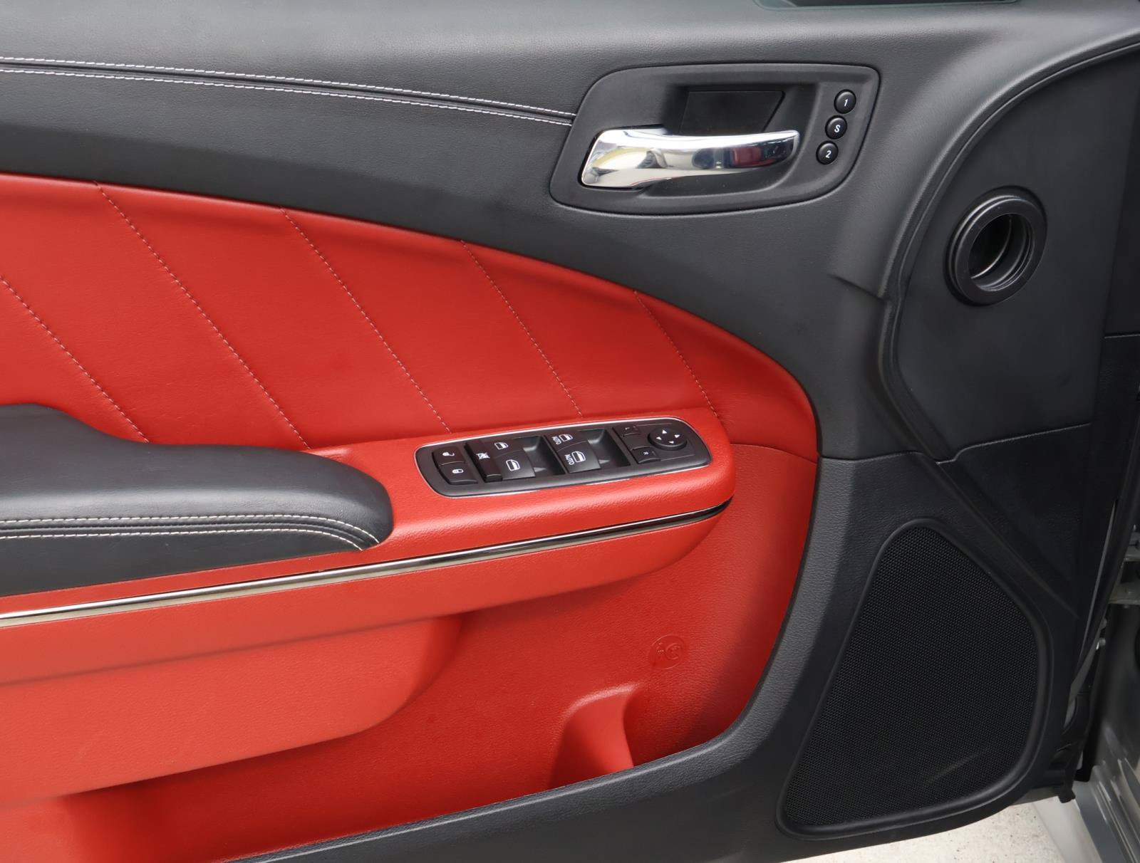 Used 2023 Dodge Charger SRT Hellcat w/ Harman/Kardon Audio Group RWD image 18